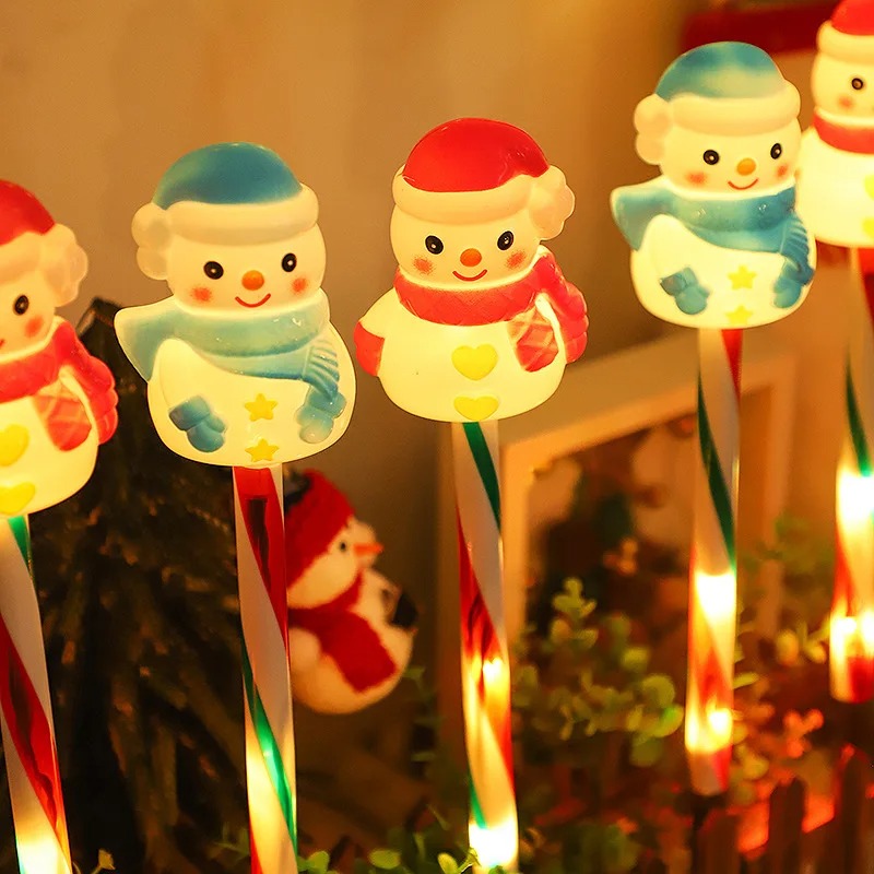 Outdoor Power For Xmas Lights - 屋外ソーラーLEDランプ サンタ＆雪だるま型 芝生ライト ガーデン キャンプ カントリーハウス