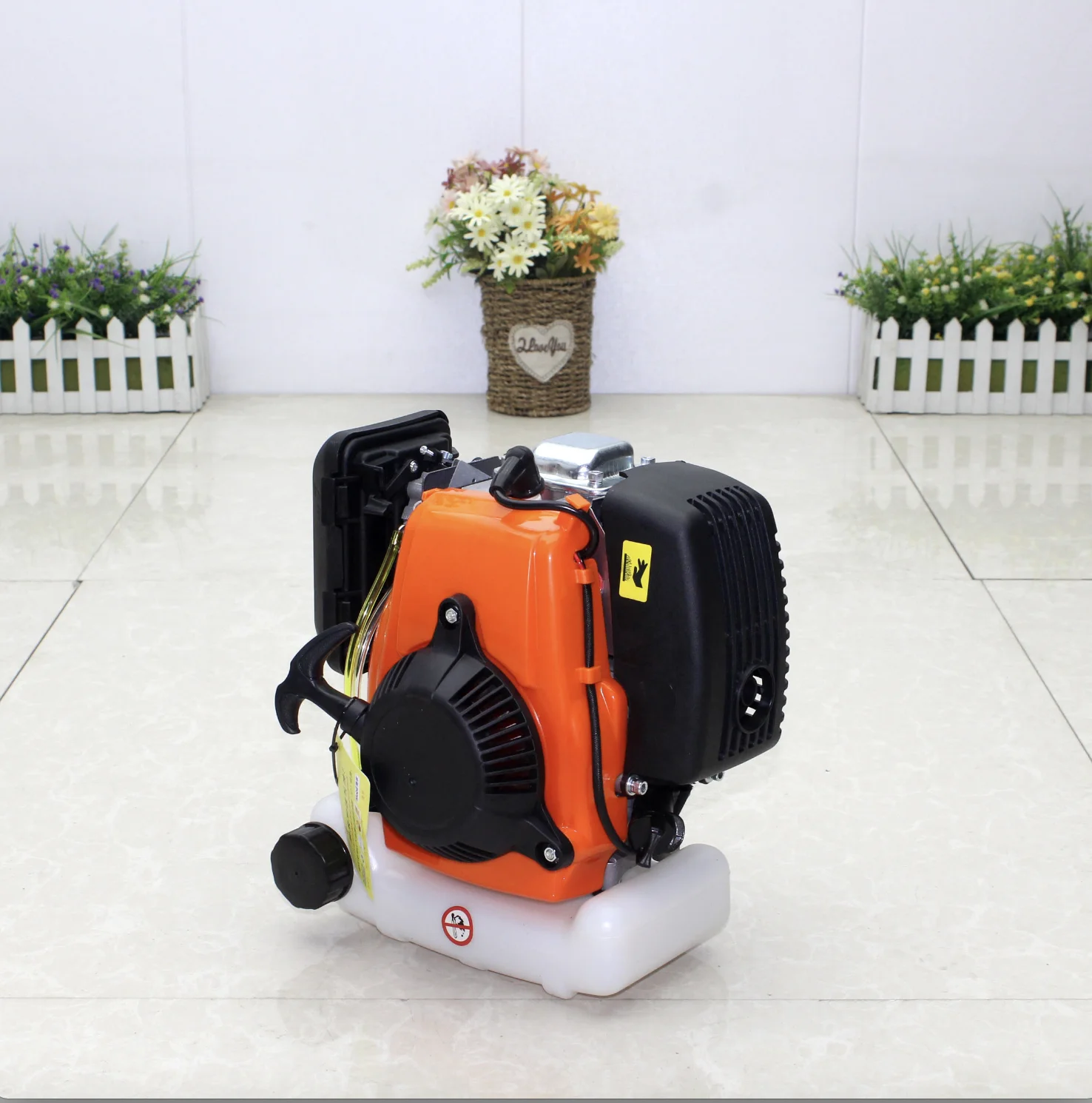 53.2cc 1.5KW 6800R/MIN 4ストロークガ - Outdoor Power Brush のレビューと価格