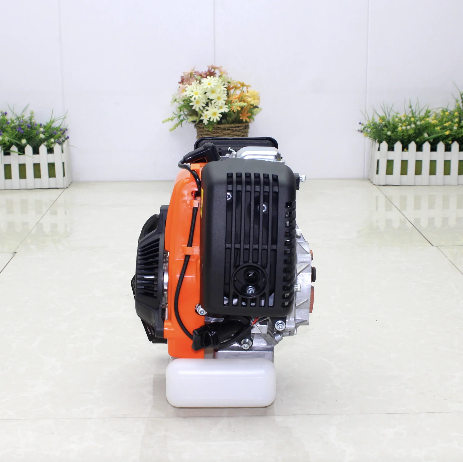 53.2cc 1.5KW 6800R/MIN 4ストロークガ - Outdoor Power Brush のレビューと価格