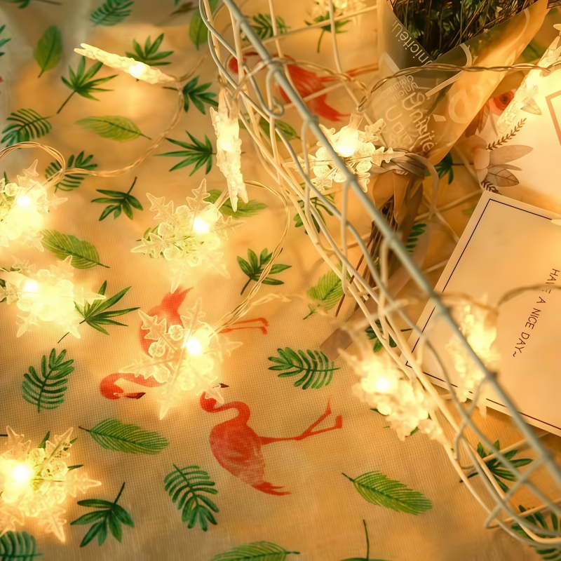 USB電源式スノーフレークカーテンライト リモコン付き 8モ - Outdoor Power For Xmas Lights のレビューと価格